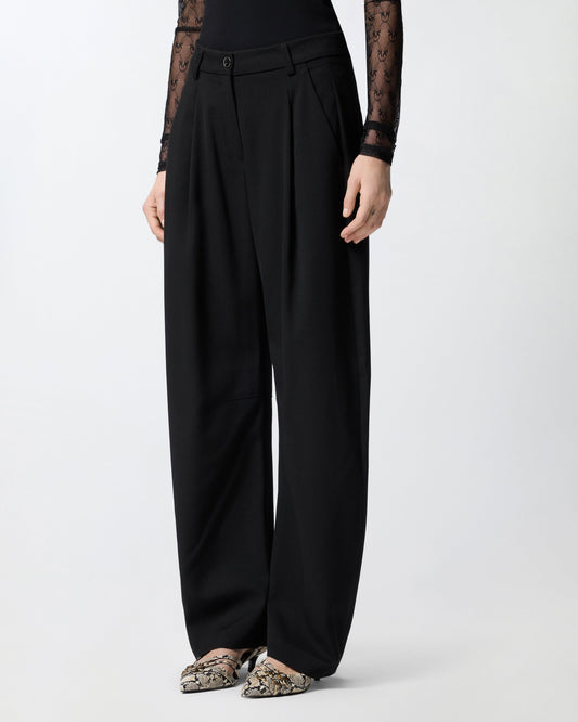 Flowing balloon trousers