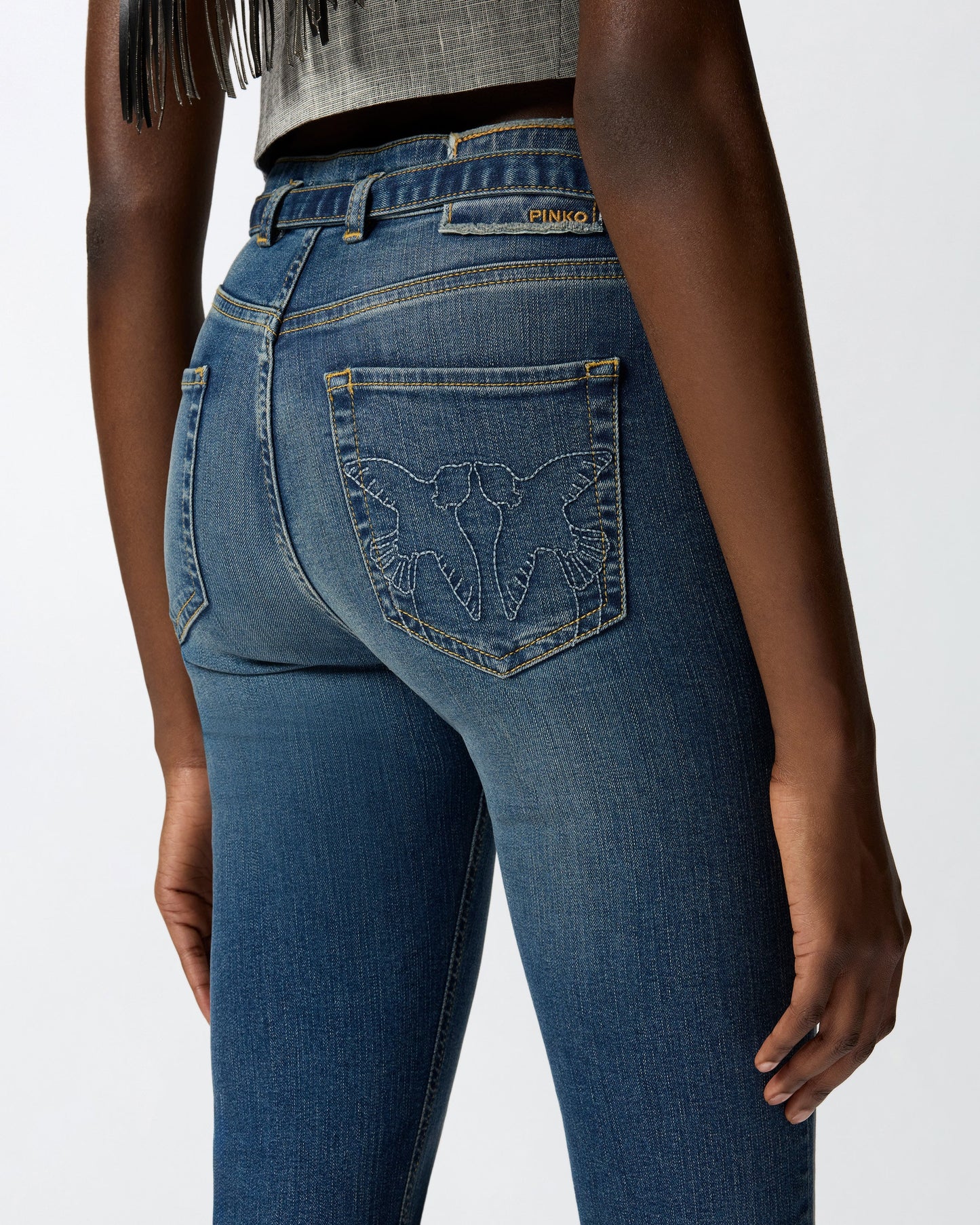 Dark jeans with belt and Love Birds buckle