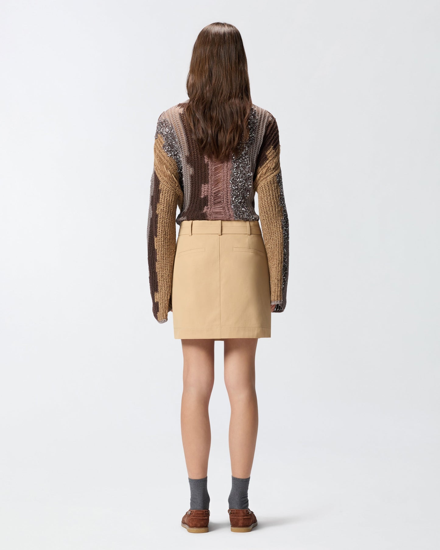 Buttoned mini skirt with belt