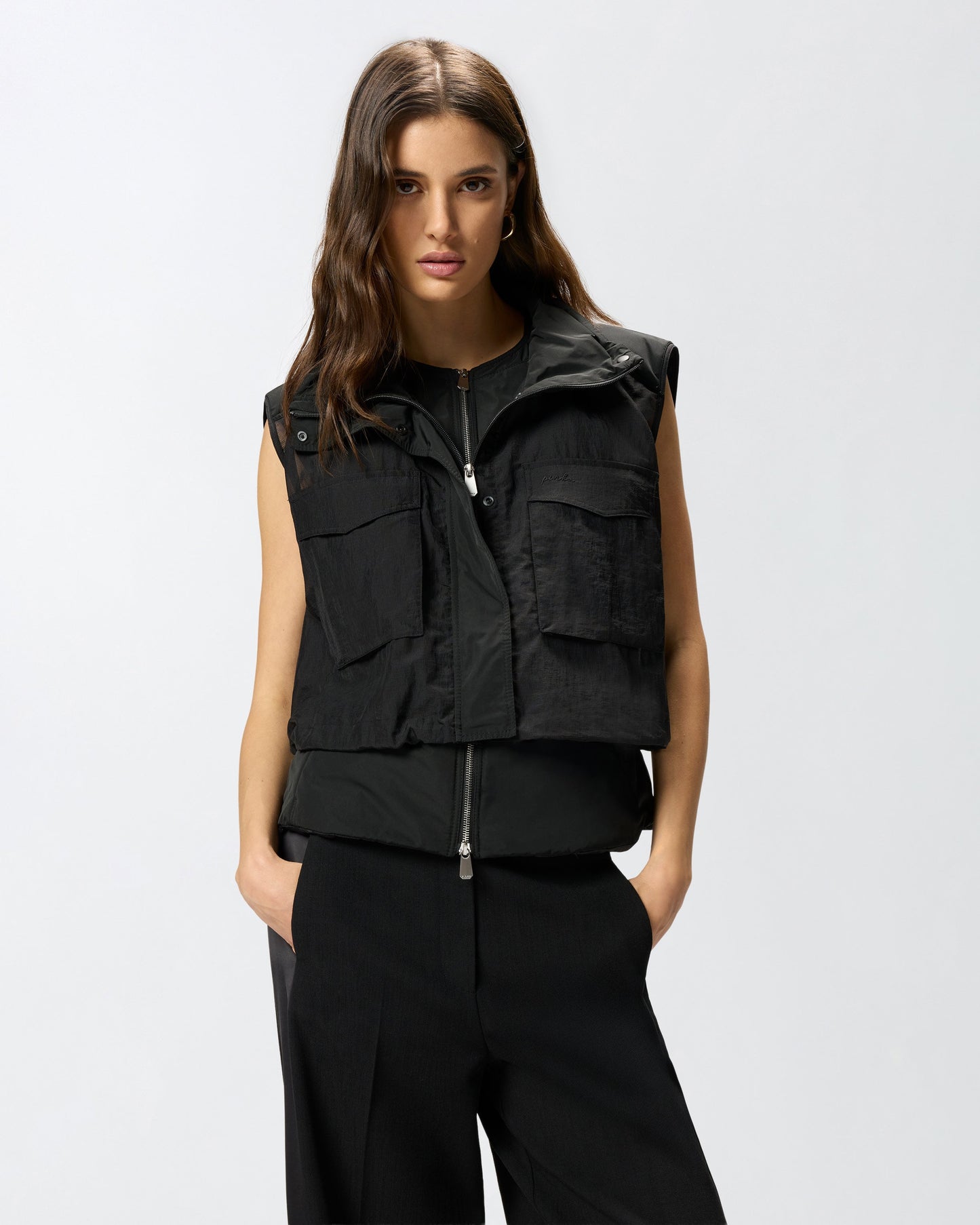 Sleeveless down jacket with drawstring