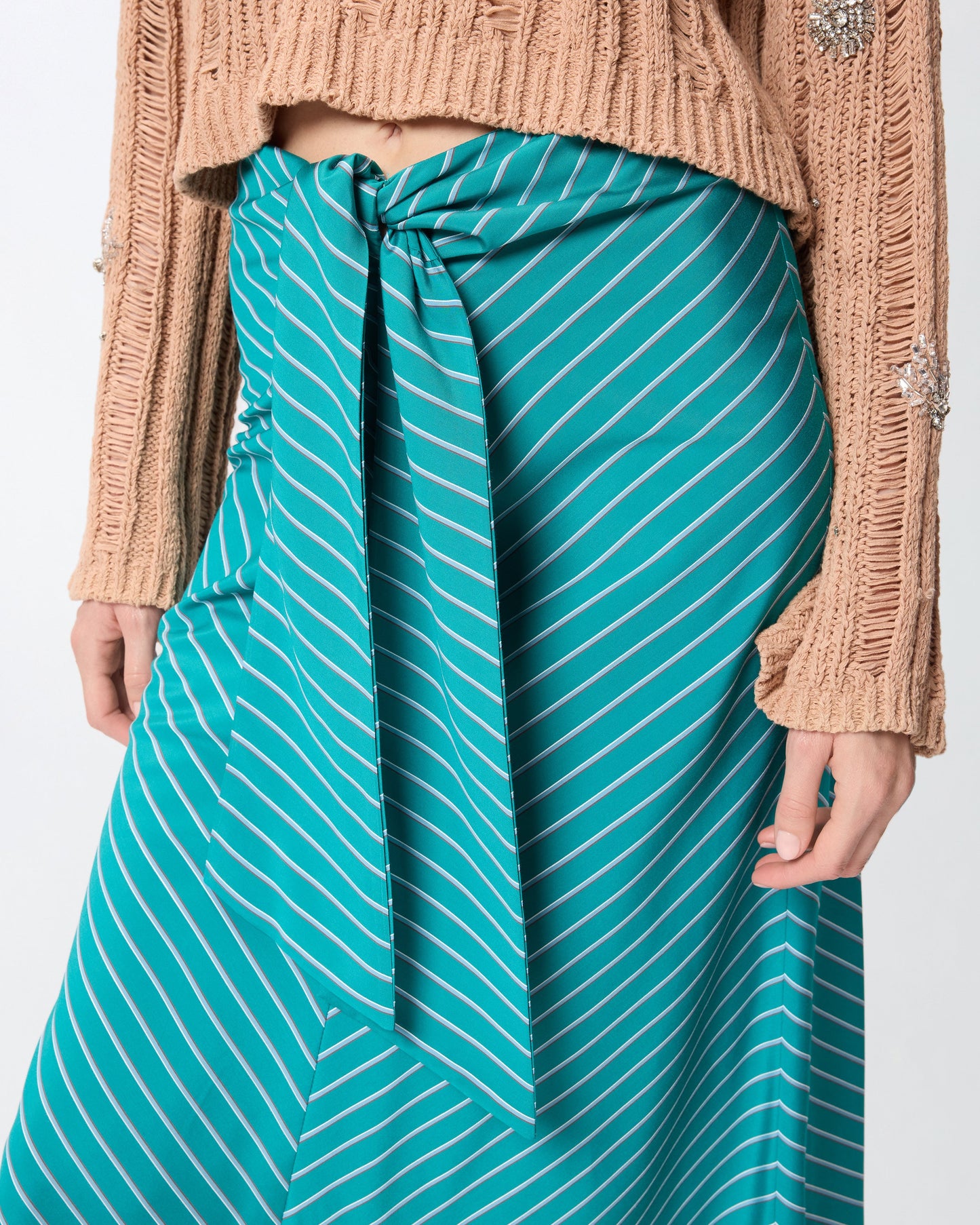 Midi skirt with striped pattern and sash