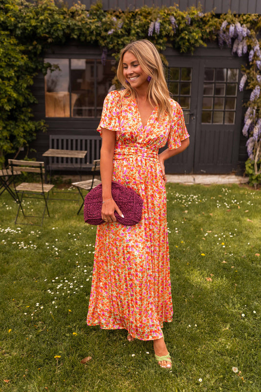 🔥Up to 69% OFF Today🔥Women Summer 2025 Elsie Classic V-Neck Floral Dress