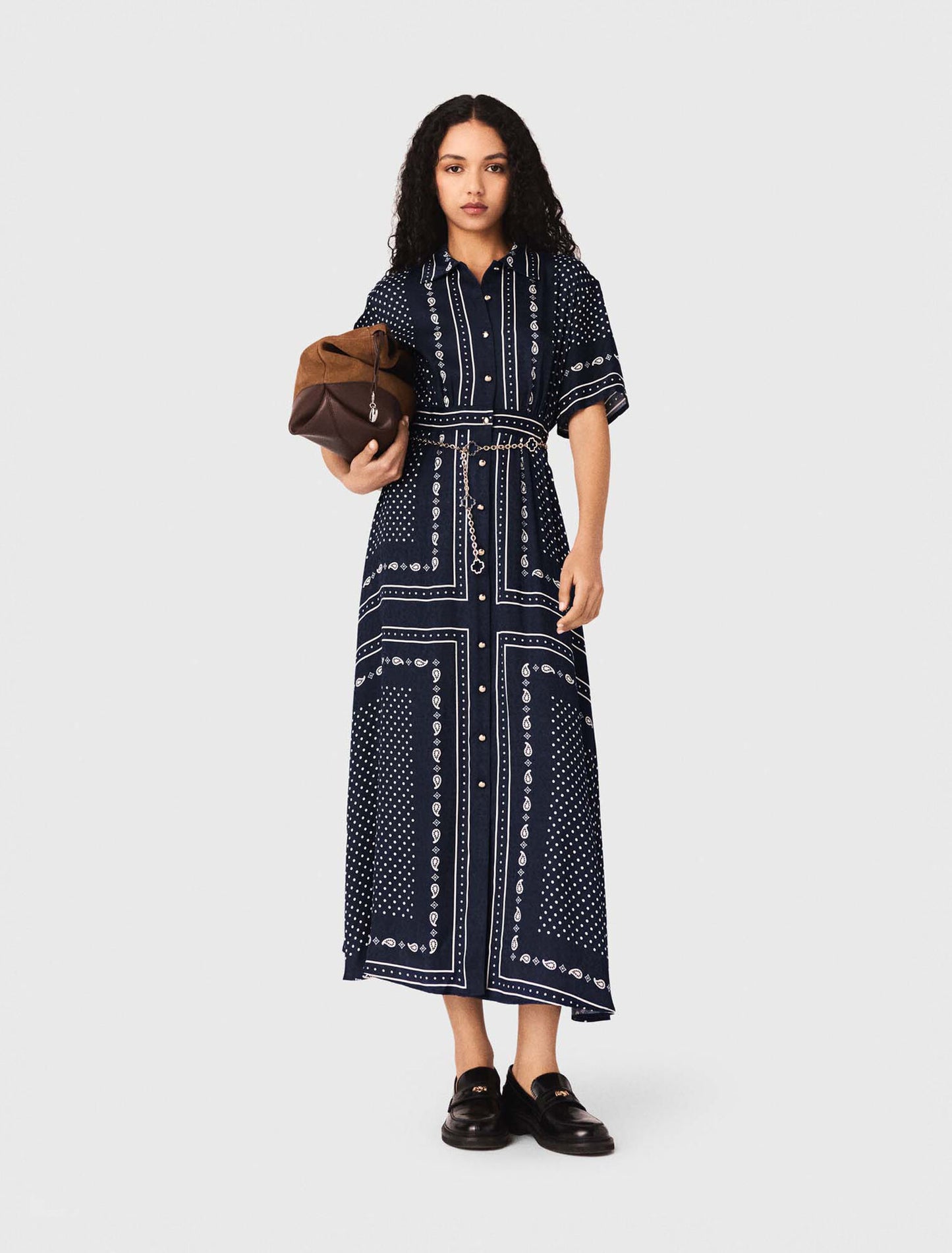 Flowy patterned maxi dress