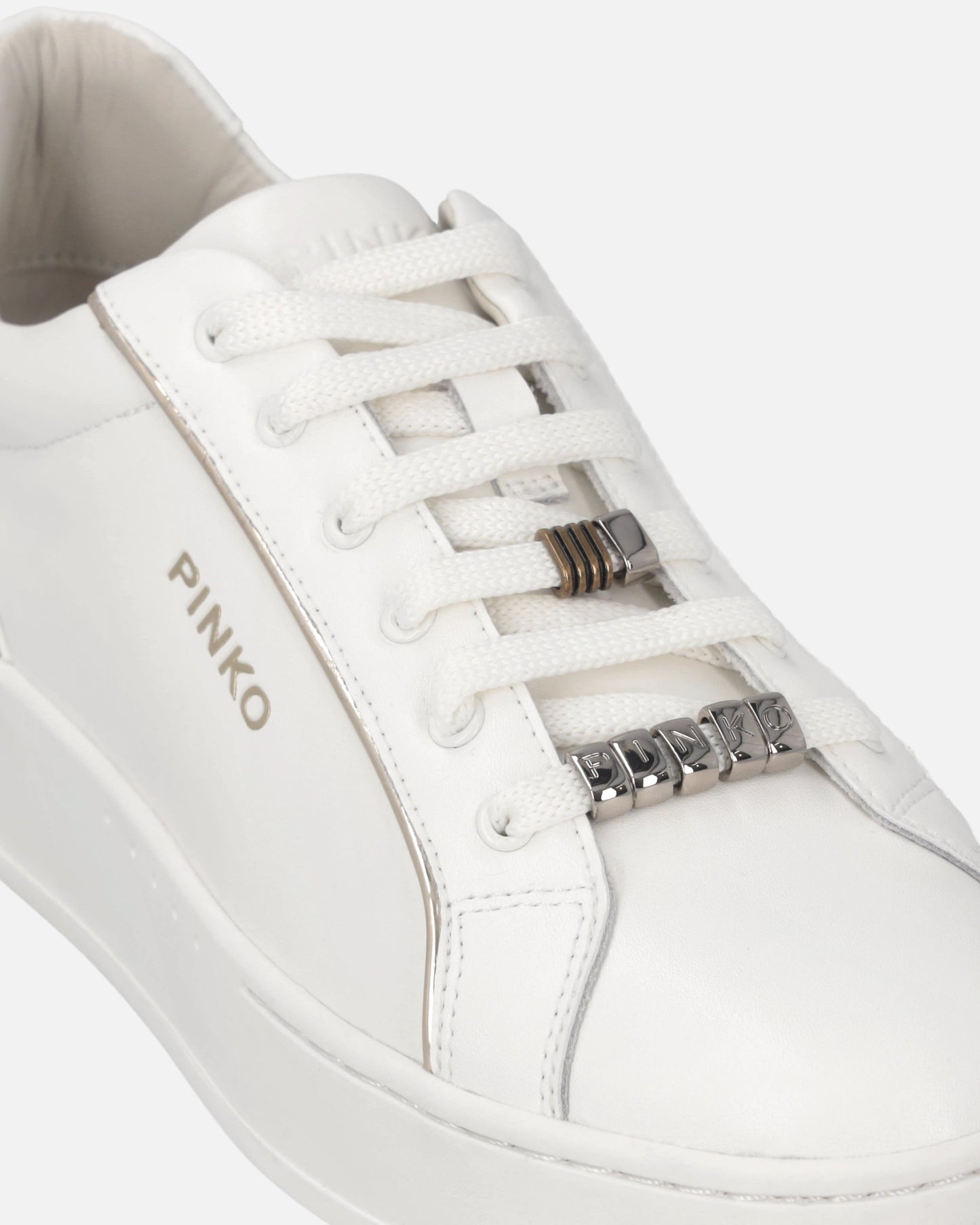 Leather sneakers with logo