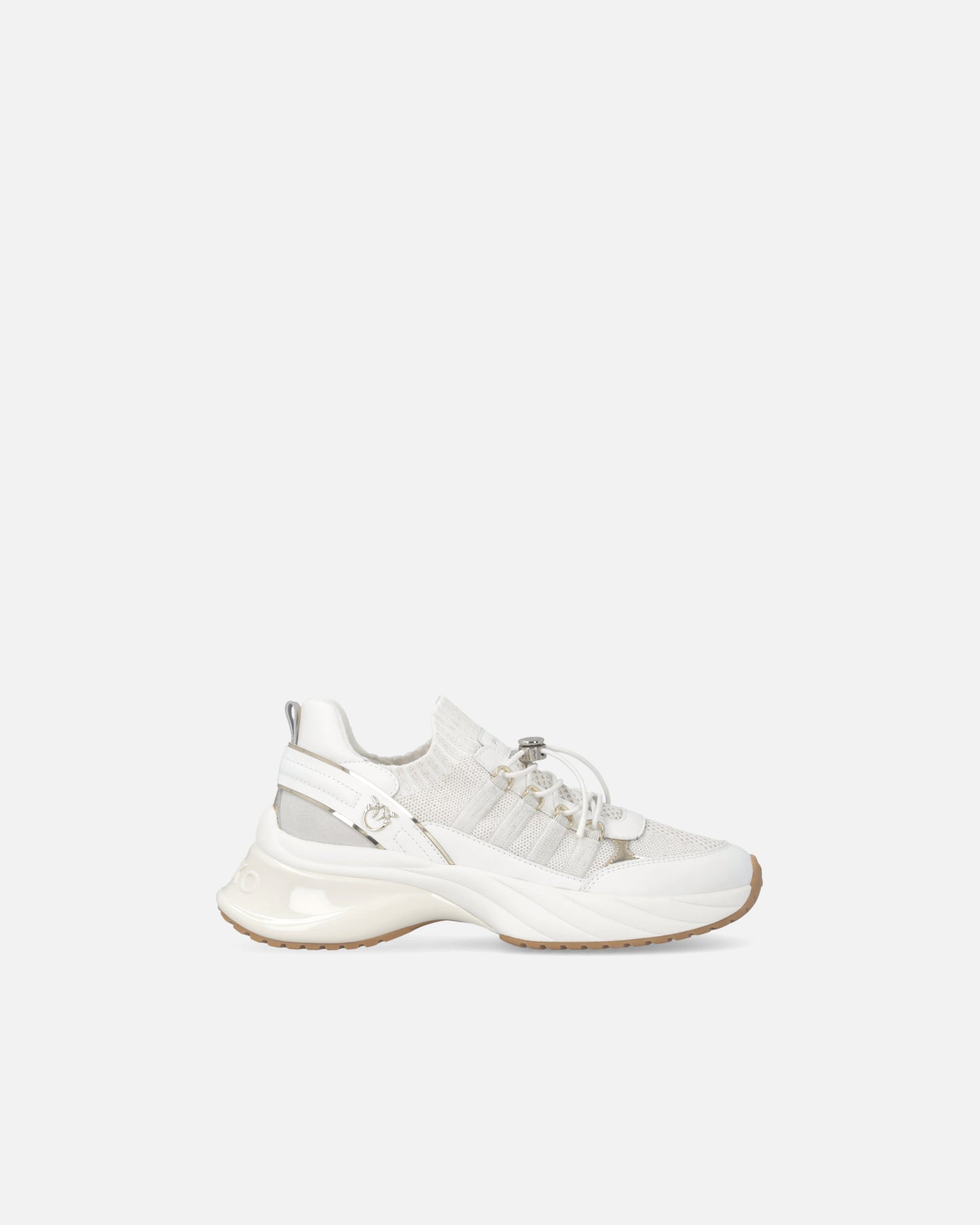Knitted sneakers with laces and cord lock
