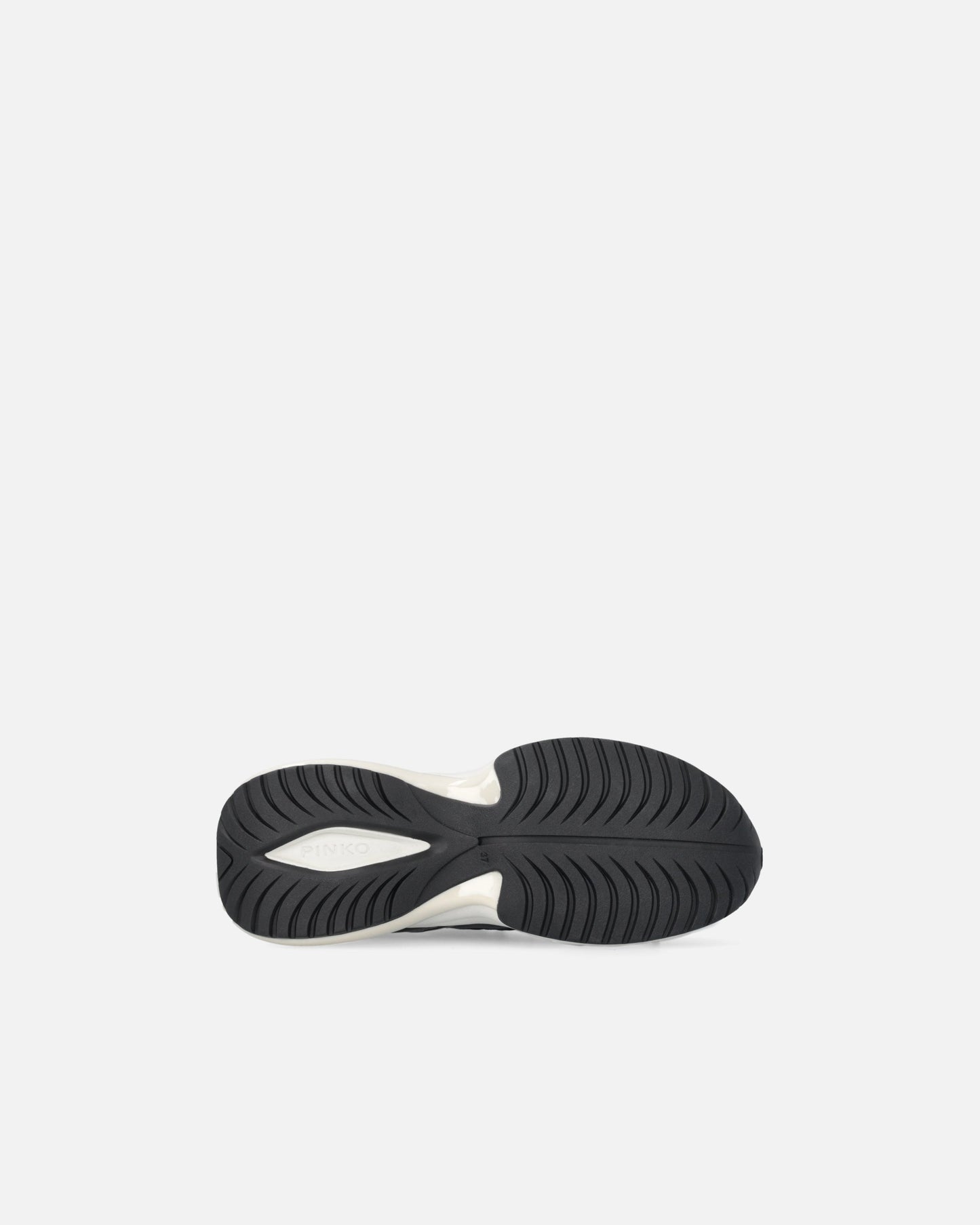 Knitted sneakers with laces and cord lock