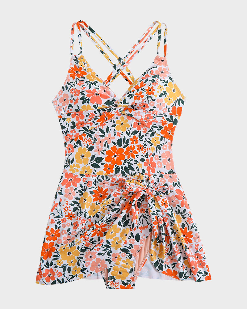 Badekleid mit gerafftem Saum und Knoten